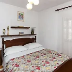 Apartment Ikana